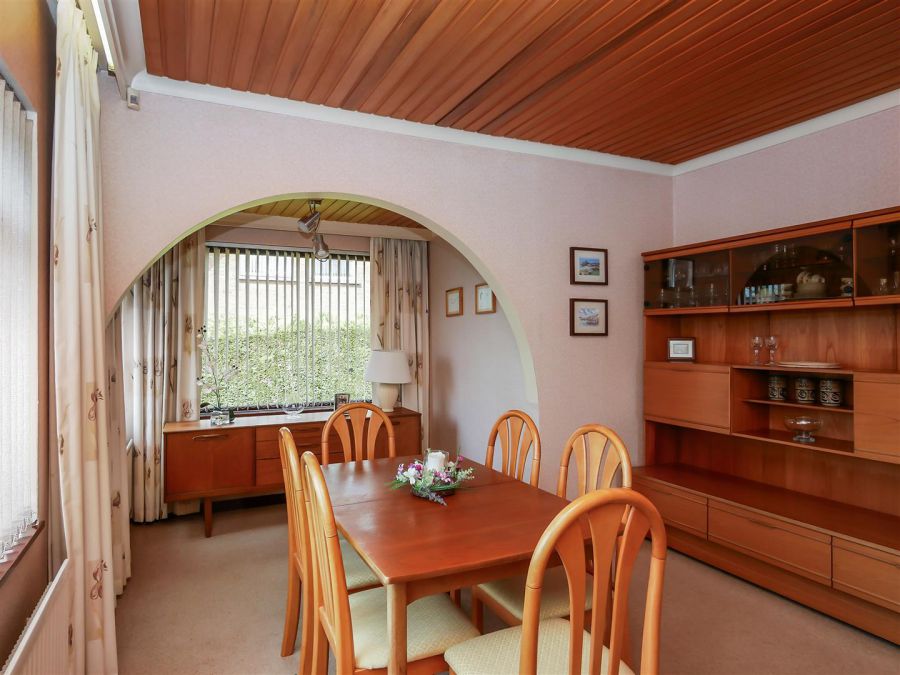 4 Blenheim Park