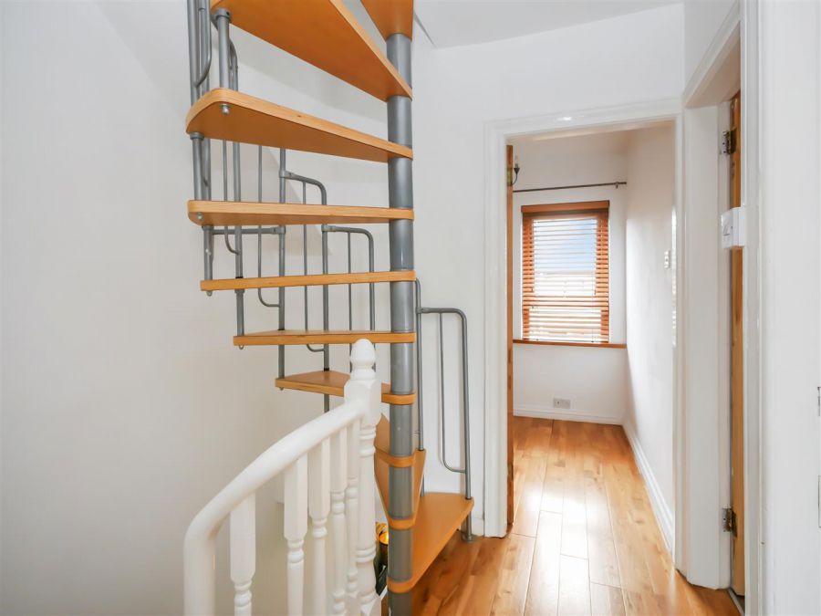 27 Loopland Crescent, Cregagh Road