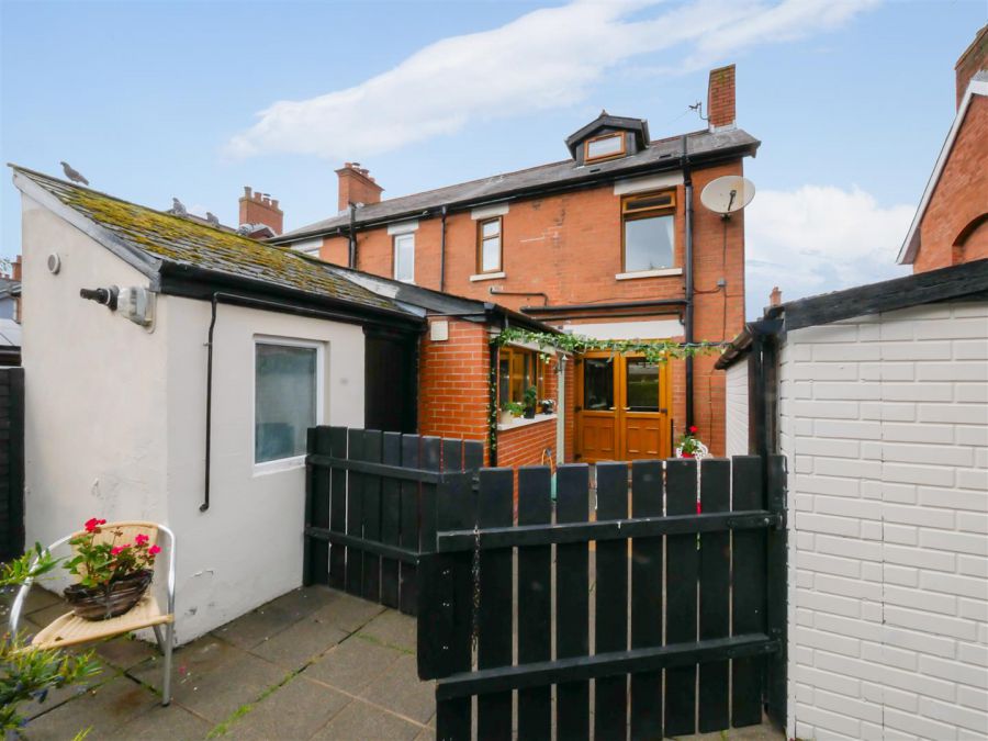 27 Loopland Crescent, Cregagh Road