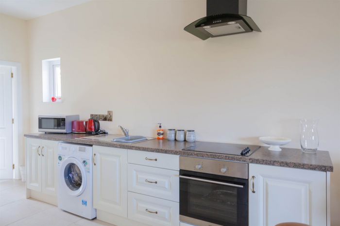 Country House With Equestrian Facilities And Lands 