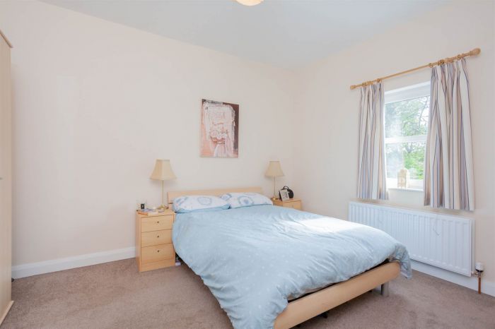 Country House With Equestrian Facilities And Lands 