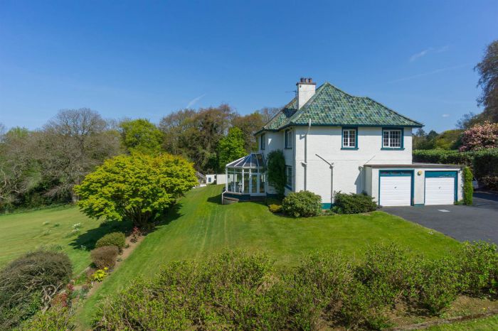 227 Ballylesson Road