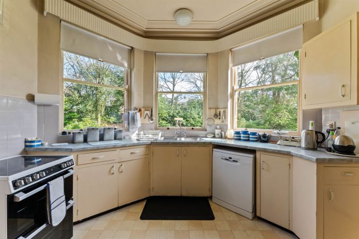 Clonaslee, 2 Lurgan Road