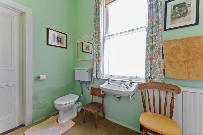 Clonaslee, 2 Lurgan Road