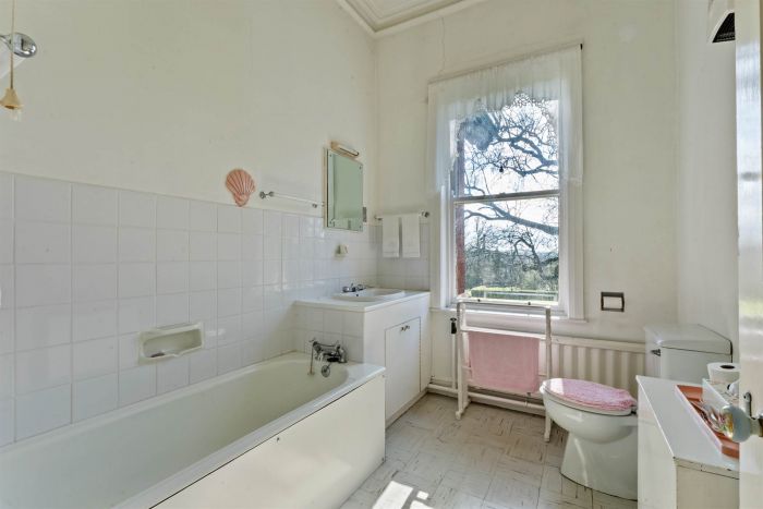 Clonaslee, 2 Lurgan Road