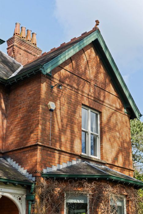 Clonaslee, 2 Lurgan Road