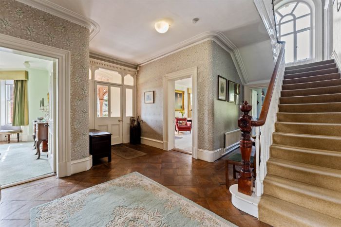 Clonaslee, 2 Lurgan Road