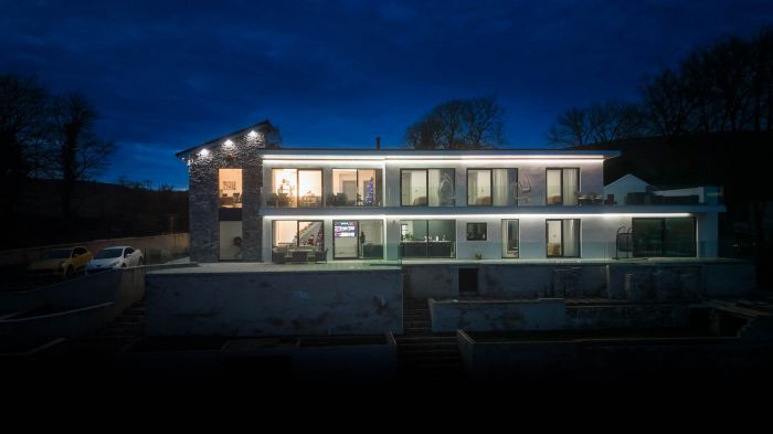 12 Mullaghglass Road