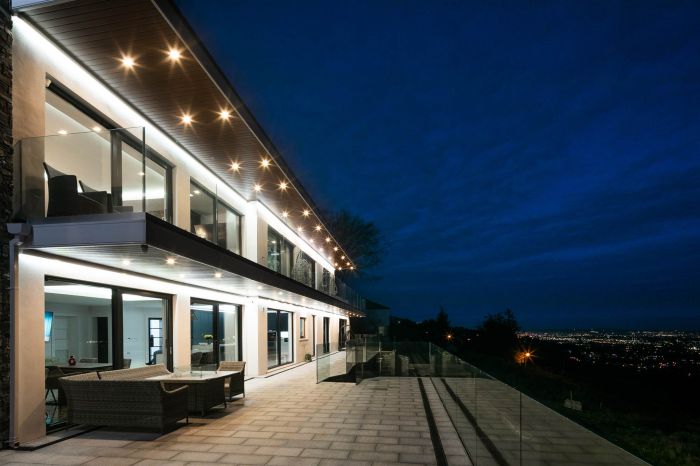 12 Mullaghglass Road