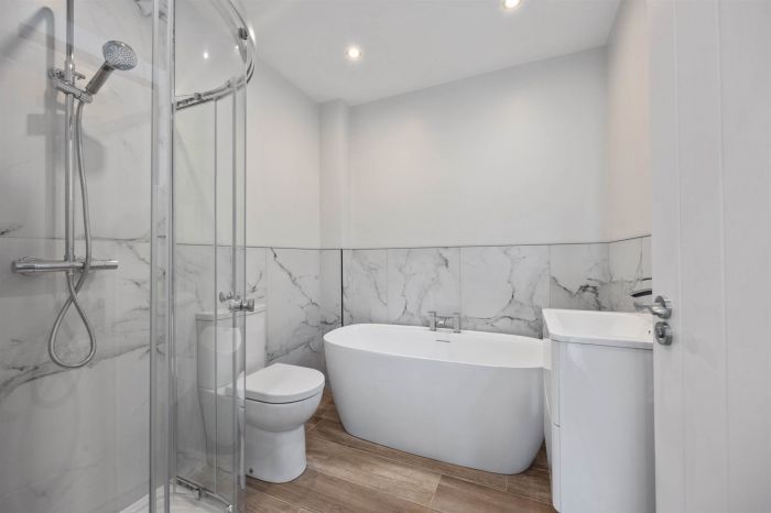 Coastguard Apartments, 1 Ferry Quarter