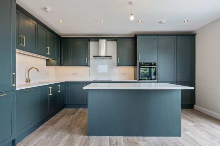 Coastguard Apartments, 1 Ferry Quarter