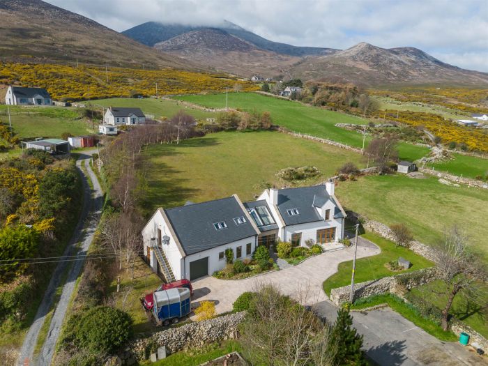 113 Ballagh Road, Newcastle, BT33 0LA