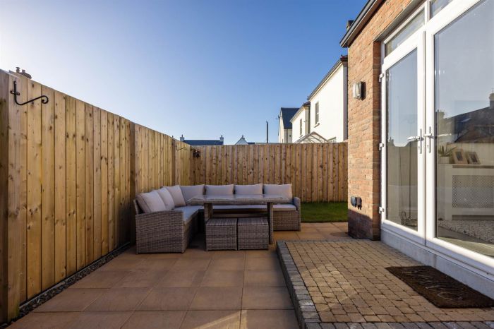 2 Hartley Hall Avenue