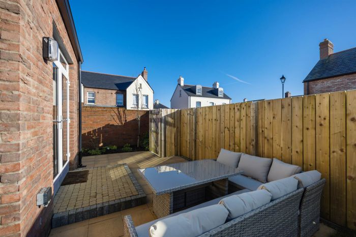 2 Hartley Hall Avenue