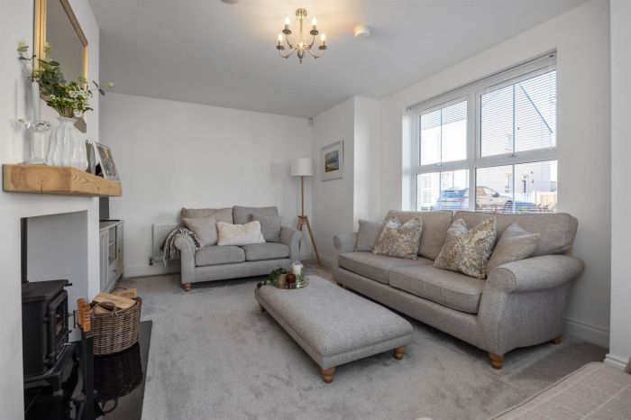 2 Hartley Hall Avenue