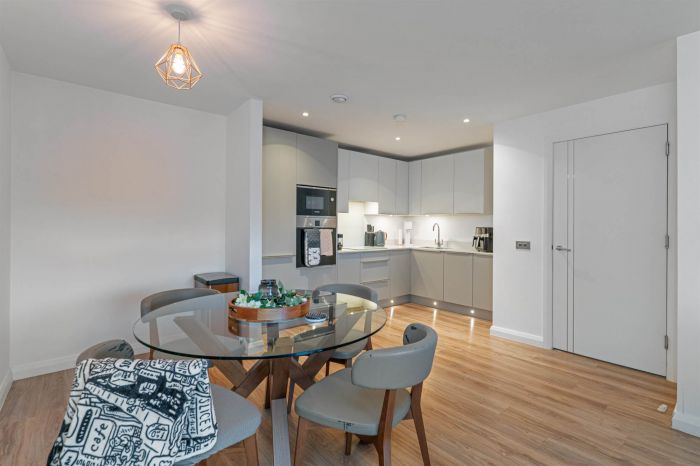 Apartment 3.03 Portland 88