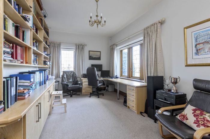 Ashtree House, 35 Edenticullo Road