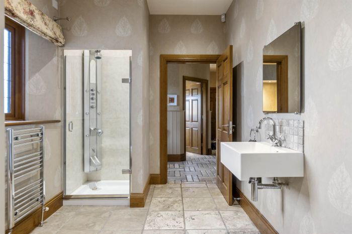 Ashtree House, 35 Edenticullo Road