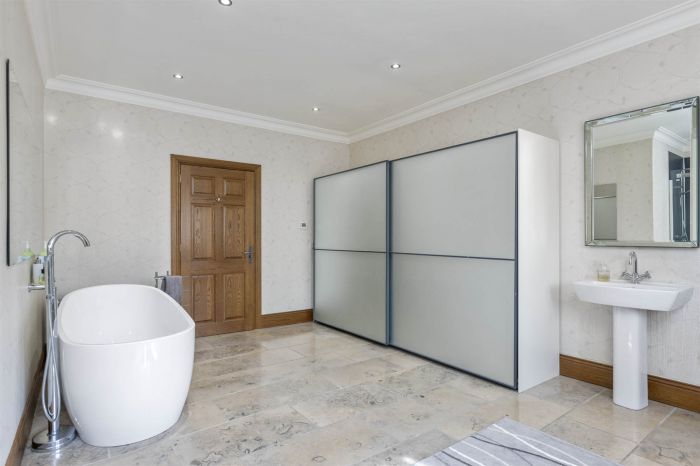 Ashtree House, 35 Edenticullo Road