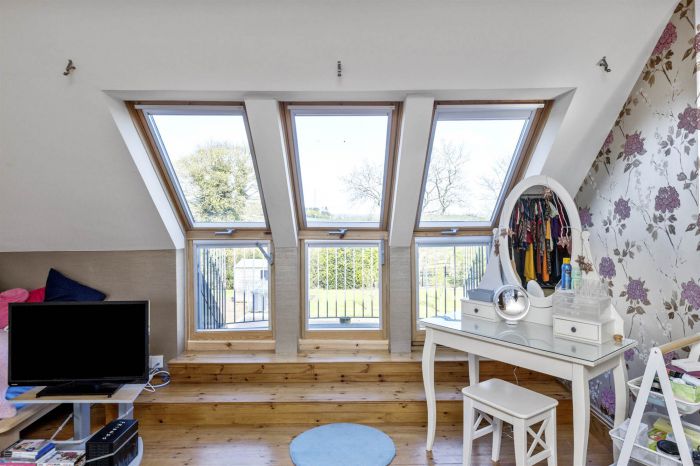 Ashtree House, 35 Edenticullo Road