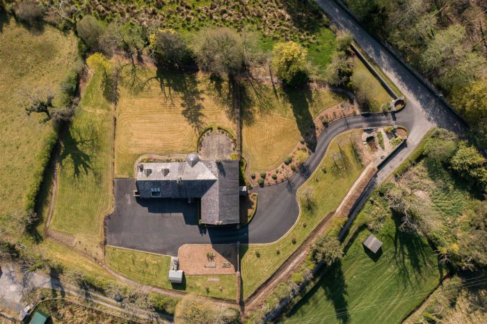 Ashtree House, 35 Edenticullo Road