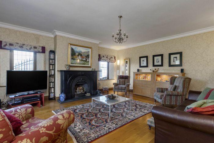 Ashtree House, 35 Edenticullo Road