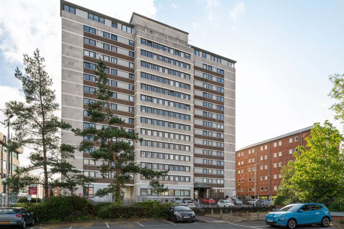 Apt 402 Bradbury Court, 10 Jubilee Road, Belfast, BT9 7JL