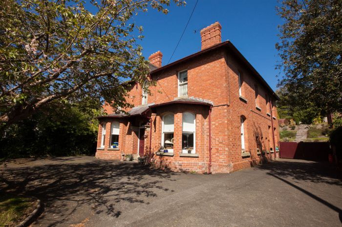 84 & 84A Church Street, Dromore, BT25 1AA