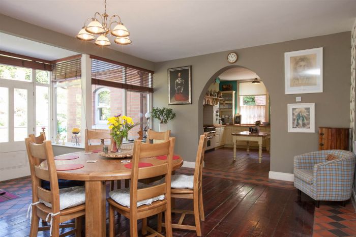 84 & 84A Church Street