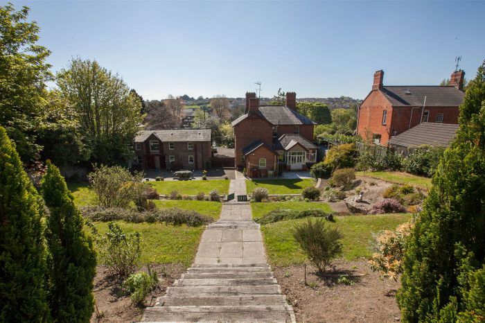 84 & 84A Church Street