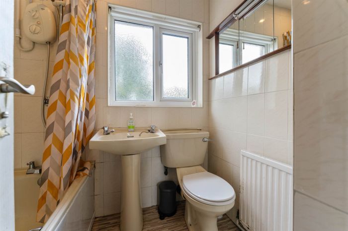 44 Upper Knockbreda Road