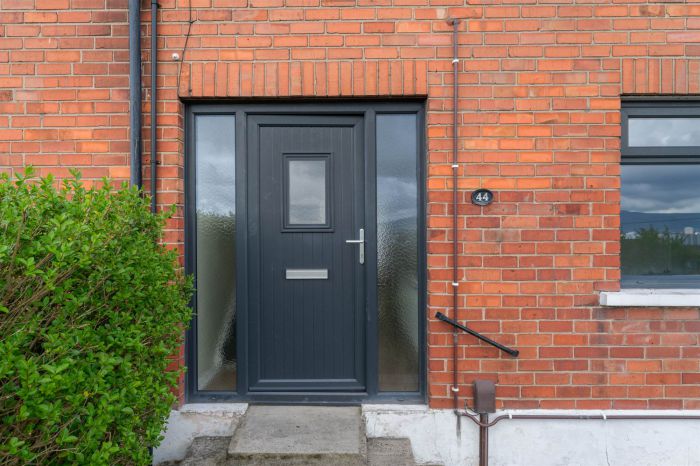 44 Upper Knockbreda Road