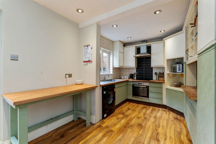 44 Upper Knockbreda Road