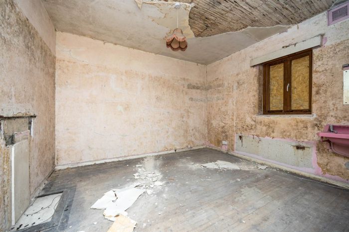 1 Upper Knockbreda Road