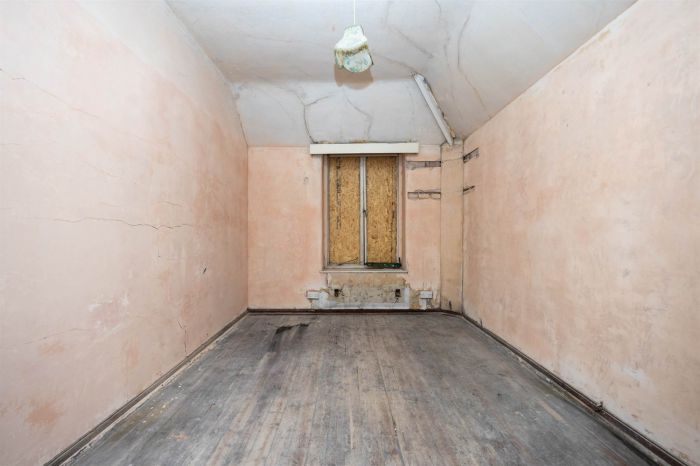 1 Upper Knockbreda Road