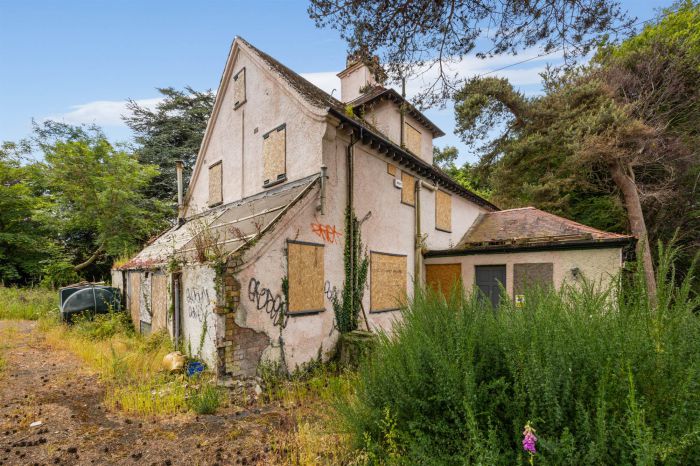 1 Upper Knockbreda Road