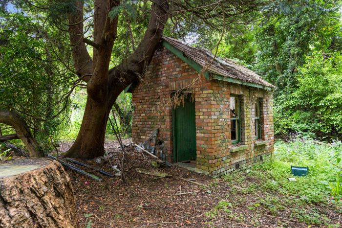 1 Upper Knockbreda Road