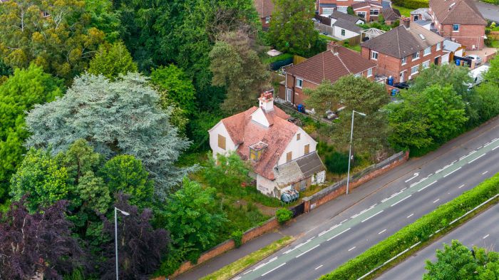 1 Upper Knockbreda Road