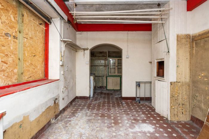 1 Upper Knockbreda Road