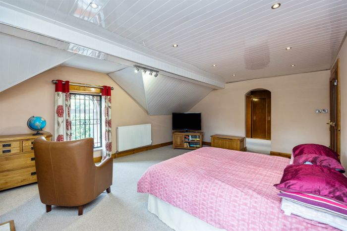 81 Cliftonville Road