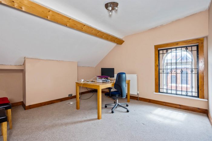 81 Cliftonville Road