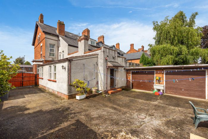 81 Cliftonville Road