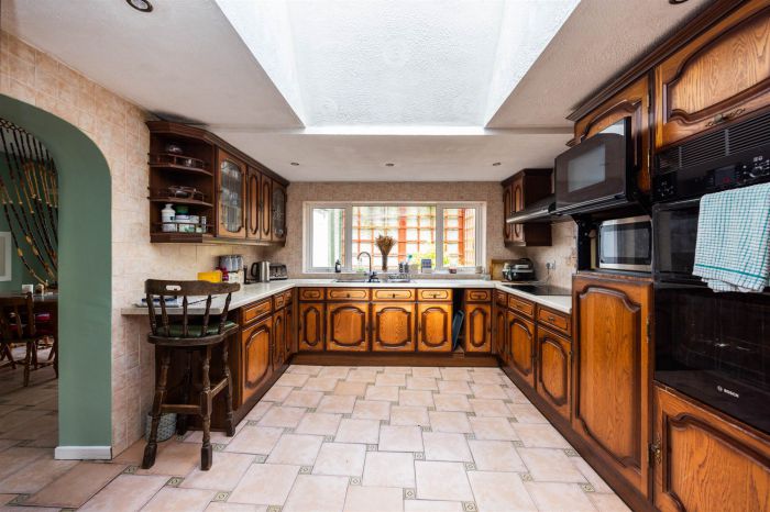 81 Cliftonville Road