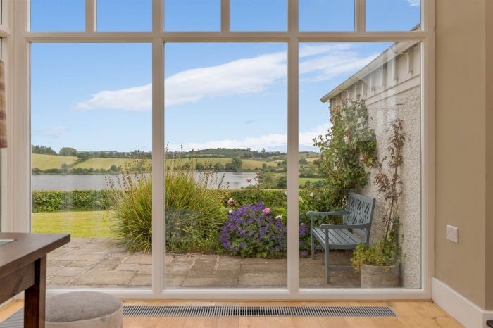 77 Carricknadarriff Road