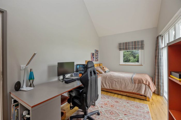 77 Carricknadarriff Road