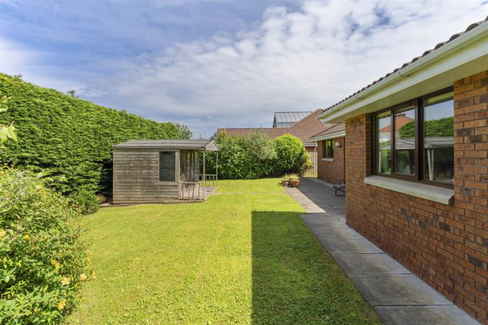 28 Knightsbridge Manor