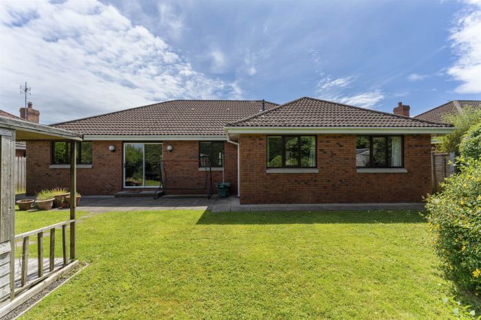 28 Knightsbridge Manor