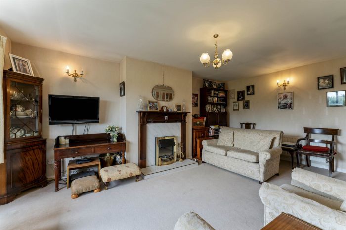 28 Knightsbridge Manor