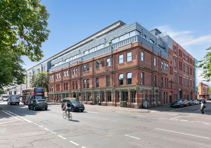 Apartment 242 The Bakery