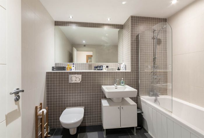 Apartment 242 The Bakery